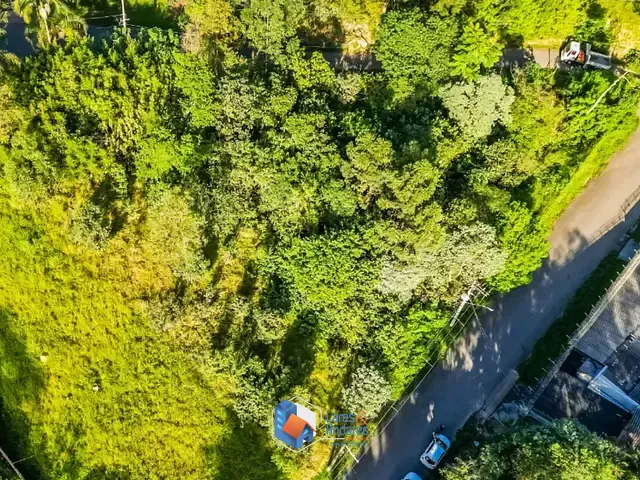 Terreno com 986m² 1 quarto e 1 banheiro, à venda, no bairro Três Montanhas em Osasco
