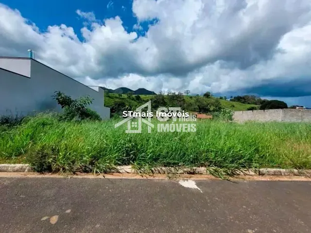 Terreno com 202m², à venda, no bairro São Cristovão em Andradas