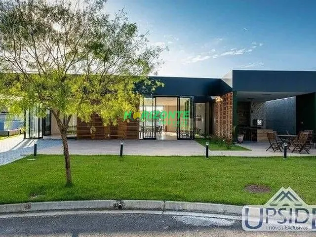 Terreno com 212m², à venda, no bairro Jardim Jacinto em Jacareí