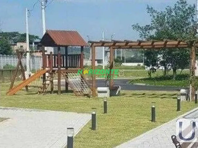 Terreno com 212m², à venda, no bairro Jardim Jacinto em Jacareí