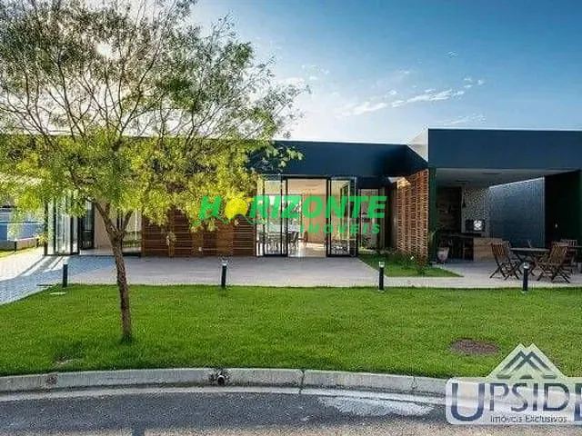 Terreno com 212m², à venda, no bairro Jardim Jacinto em Jacareí