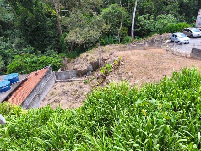 Terreno com 259m², à venda, no bairro Jardim Itapevi em Itapevi