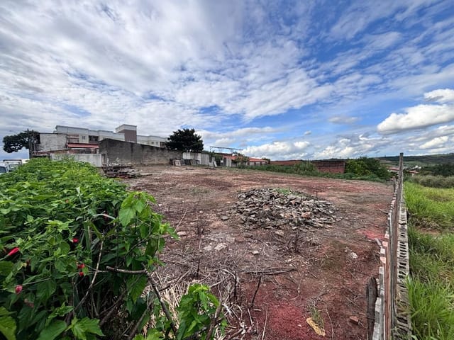 Foto do Terreno - Área à venda, 1500 m² por R$ 900.000,00 - Putim - São José dos Campos/SP | INDEPENDENCE NEGOCIOS IMOBILIARIOS LTDA
