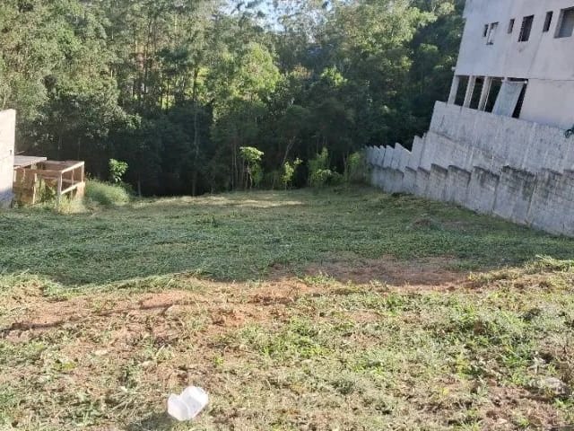 Terreno com 1935m², à venda, no bairro Chácaras Bosque do Embu em Embu das Artes
