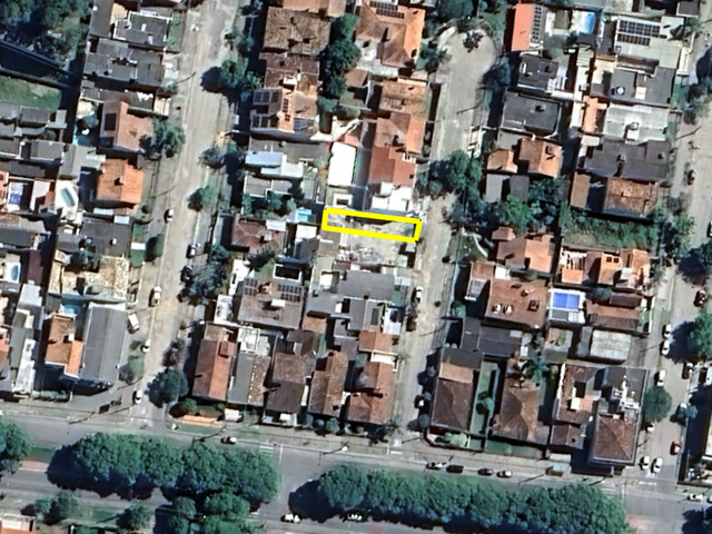 Terreno com 211m², à venda, no bairro Areal em Pelotas