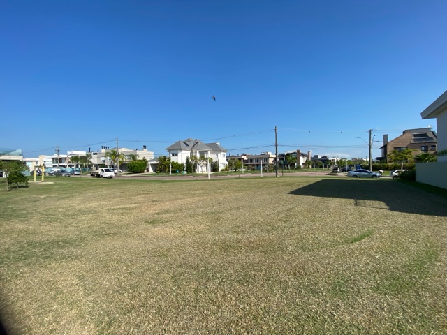 Terreno com 560m², à venda, no bairro São Gonçalo em Pelotas