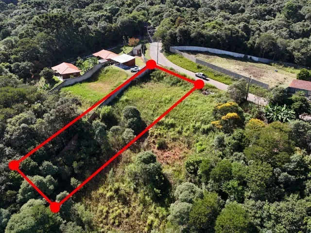 Terreno à venda, no bairro Butiatuvinha em Curitiba