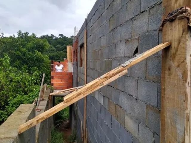 Terreno com 495m², à venda, no bairro Portal do Santa Paula em Cotia