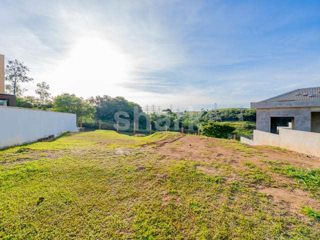 Terreno com 650m², à venda, no bairro Alphaville em Santana de Parnaíba