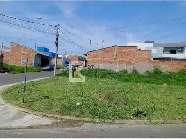 Terreno com 233m², à venda, no bairro Residencial Vila Martins em Salto