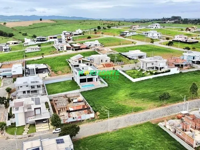 Terreno com 540m², à venda, no bairro Parque Residencial Maria Elmira em Caçapava