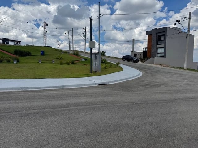 Terreno com 175m², à venda, no bairro Parque Santa Tereza em Jandira