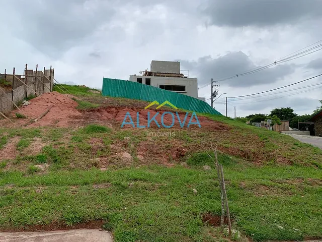 Terreno com 306m², à venda, no bairro Jardim California em São José dos Campos