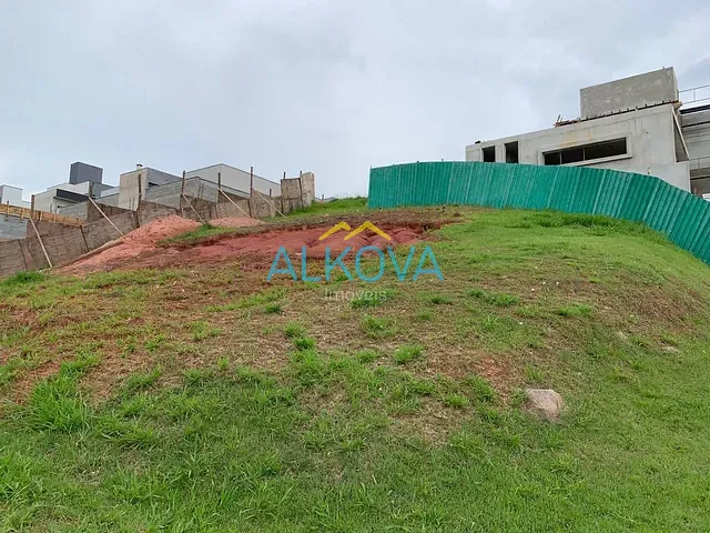Terreno com 306m², à venda, no bairro Jardim California em São José dos Campos