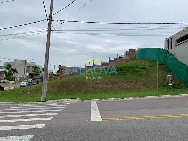Terreno com 306m², à venda, no bairro Jardim California em São José dos Campos