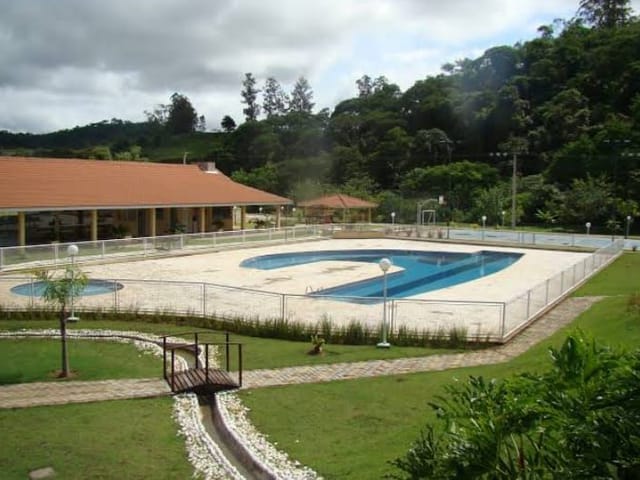 Foto do Terreno - Terreno à venda, 1400 m² por R$ 185.000,00 - Reserva Fazenda São Francisco - Jambeiro/SP | RUSSI IMÓVEIS