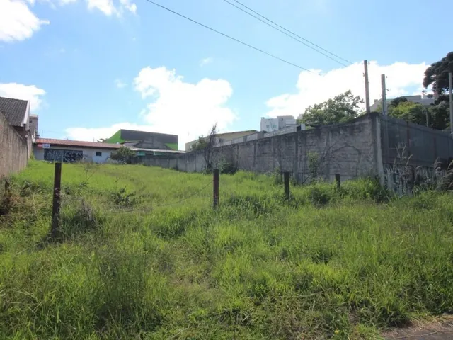 Terreno à venda, no bairro Pilarzinho em Curitiba