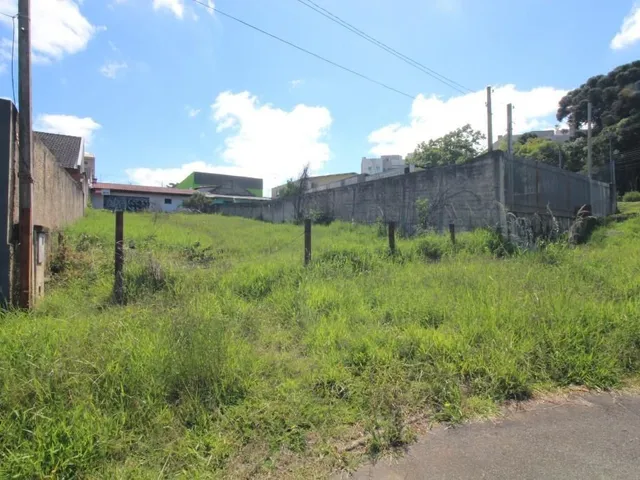 Terreno à venda, no bairro Pilarzinho em Curitiba