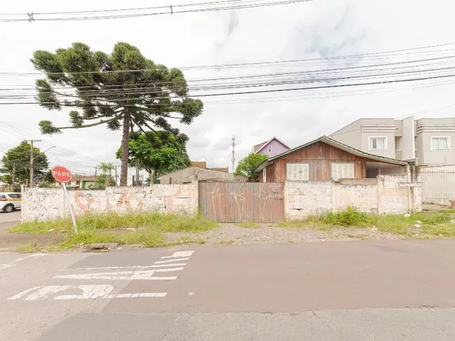 Terreno à venda, no bairro Santa Felicidade em Curitiba