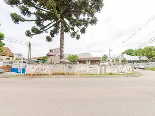 Terreno à venda, no bairro Santa Felicidade em Curitiba