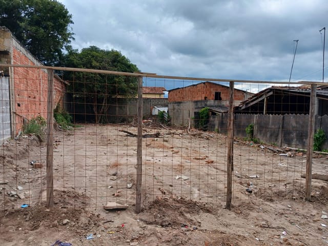 Terreno com 300m², à venda, no bairro Loteamento Residencial Andrade em Pindamonhangaba
