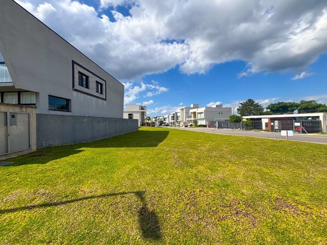 Terreno à venda, no bairro São Braz em Curitiba