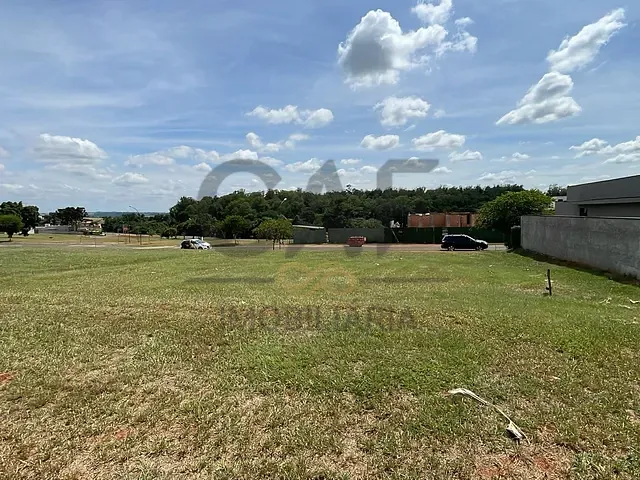 Terreno com 823m², à venda, no bairro Residencial Haras Patente em Jaguariúna