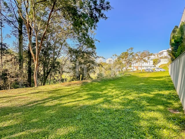 Terreno com 518m², à venda, no bairro Tamboré em Santana de Parnaíba