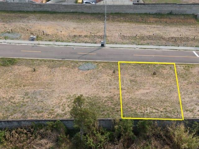 Terreno à venda, no bairro Santa Felicidade em Curitiba