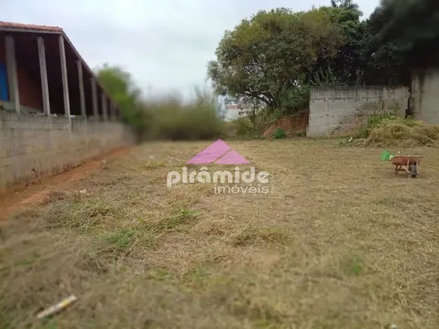 Terreno com 724m², à venda, no bairro Jardim Guimarães em São José Dos Campos