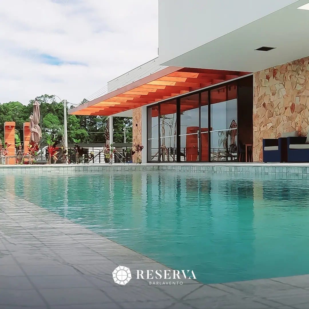 Terreno à Venda no Cond. Reserva Barlavento, Vila Maria José/Rio Grande-RS - 310m², Vista para o Lago, Piscina Aquecida e Infraestrutura Completa. Visite!