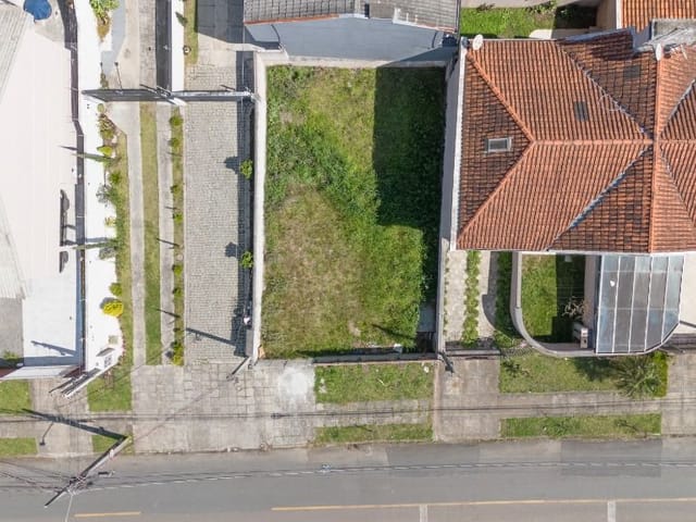 Terreno à venda, no bairro Santa Felicidade em Curitiba