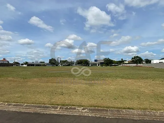 Terreno com 846m², à venda, no bairro Residencial Haras Patente em Jaguariúna
