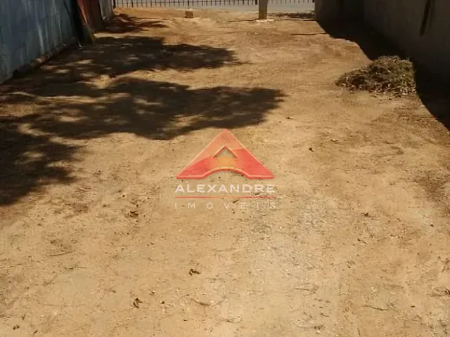 Terreno com 467m², à venda, no bairro Jardim S Herminia em São José dos Campos