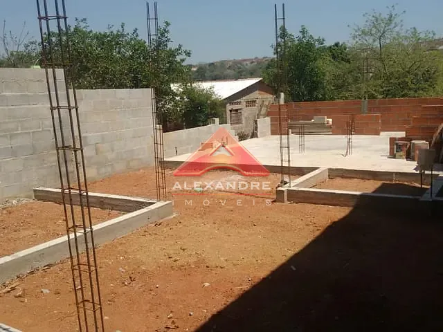 Terreno com 467m², à venda, no bairro Jardim S Herminia em São José dos Campos