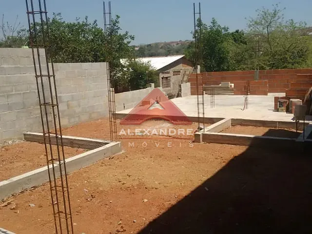 Terreno com 467m², à venda, no bairro Jardim S Herminia em São José dos Campos
