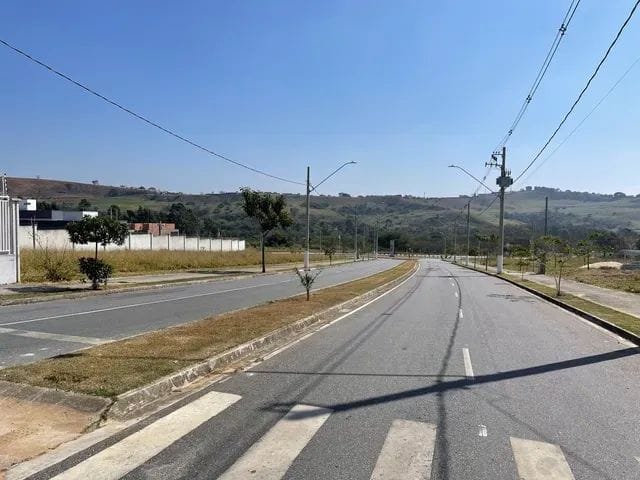 Terreno com 490m², à venda, no bairro Abaete em Taubaté