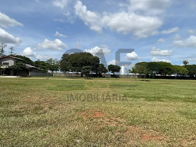Terreno com 828m², à venda, no bairro Residencial Haras Patente em Jaguariúna