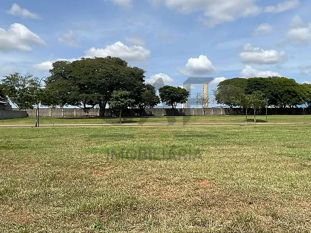 Terreno com 828m², à venda, no bairro Residencial Haras Patente em Jaguariúna