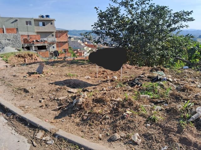 Terreno com 225m², à venda, no bairro Chácara Roselândia em Cotia