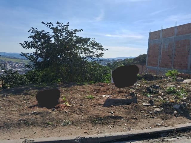 Terreno com 225m², à venda, no bairro Chácara Roselândia em Cotia