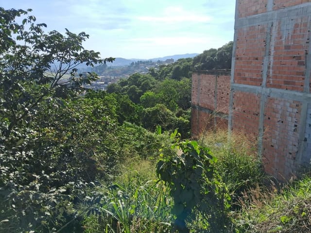 Terreno com 225m², à venda, no bairro Chácara Roselândia em Cotia