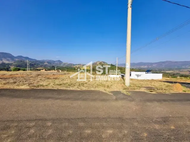 Terreno com 281m², à venda, no bairro Veredas da Serra em Andradas