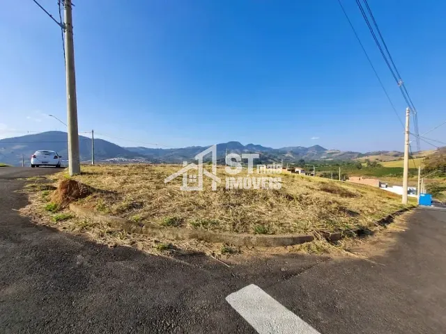 Terreno com 281m², à venda, no bairro Veredas da Serra em Andradas