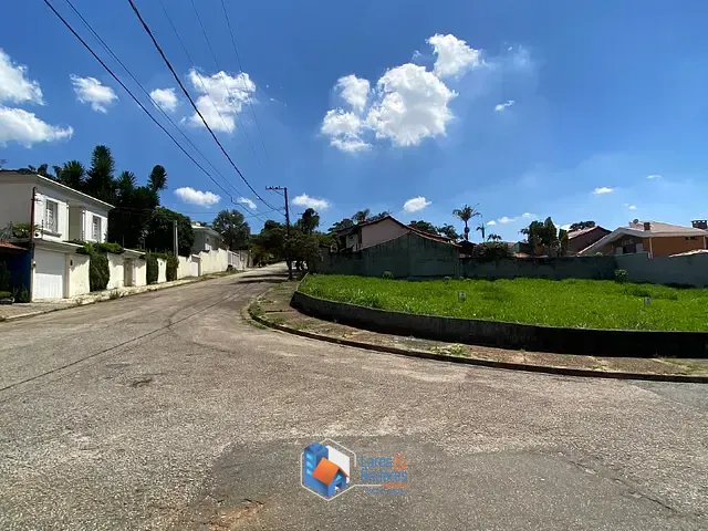 Terreno com 936m² 1 quarto e 1 banheiro, à venda, no bairro Jardim Europa em Jundiaí