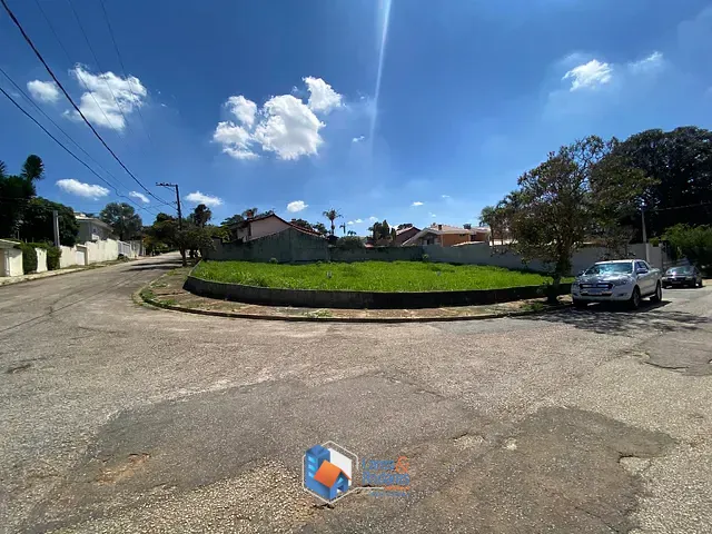 Terreno com 936m² 1 quarto e 1 banheiro, à venda, no bairro Jardim Europa em Jundiaí