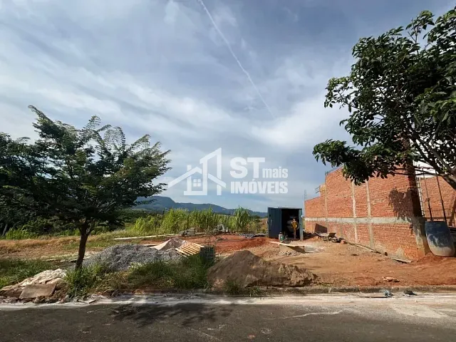Terreno com 200m², à venda, no bairro Veredas da Serra em Andradas