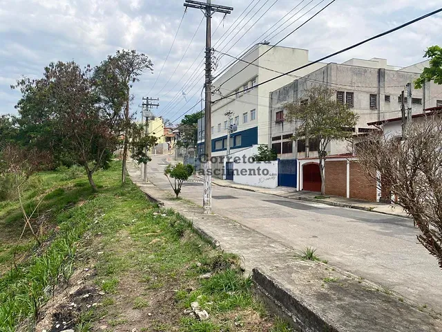 Terreno com 350m², à venda, no bairro Jardim Souto em São José dos Campos