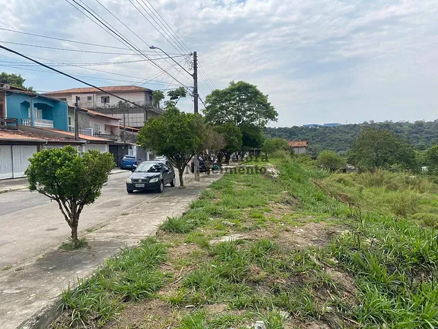 Terreno com 350m², à venda, no bairro Jardim Souto em São José dos Campos