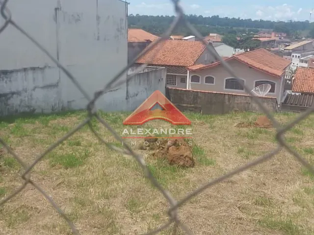 Terreno com 657m², à venda, no bairro Jardim Souto em São José dos Campos